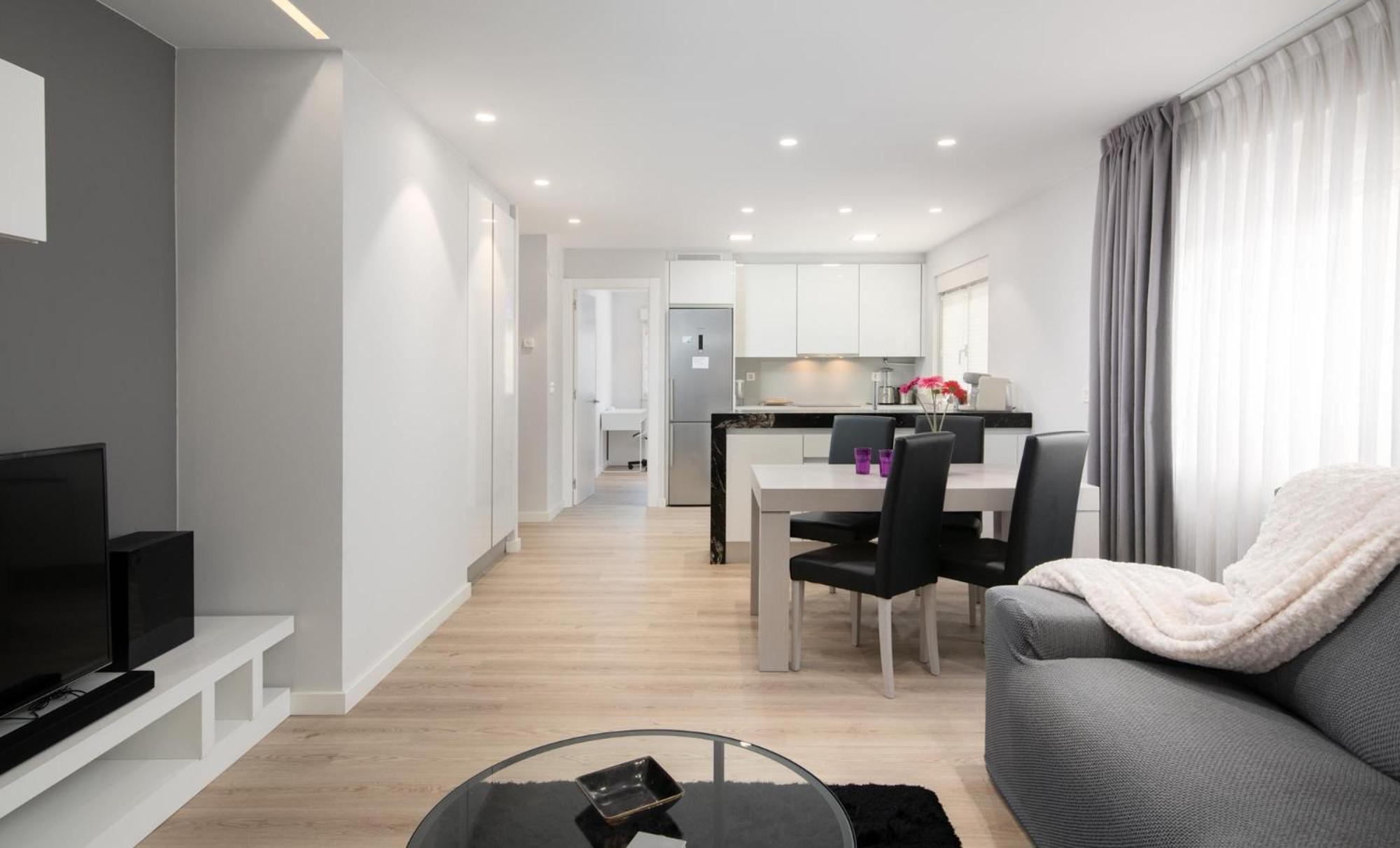 Espacio Moderno En Gijon Playa Экстерьер фото