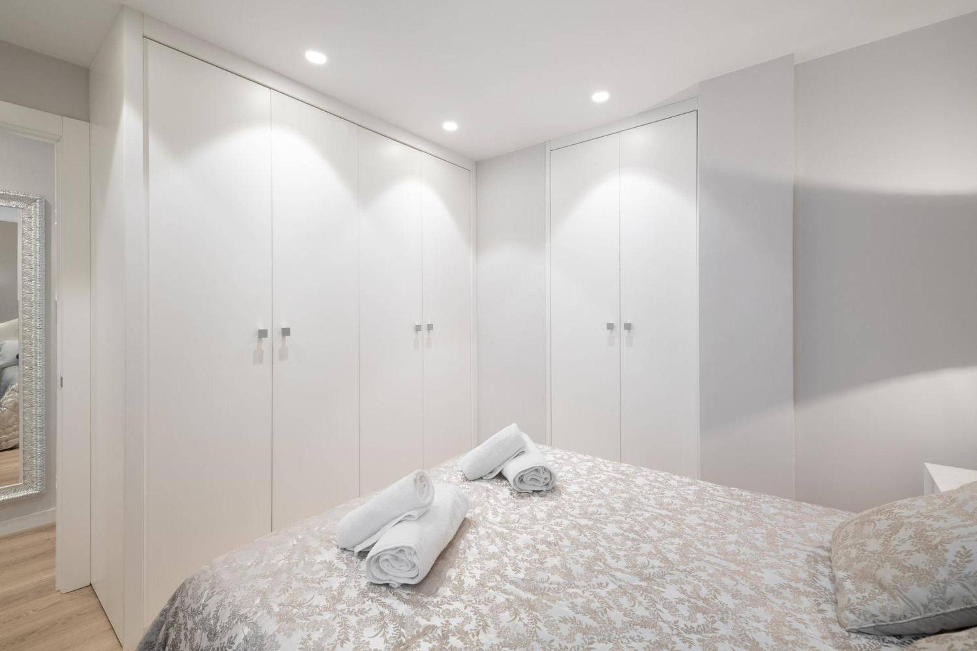 Espacio Moderno En Gijon Playa Экстерьер фото